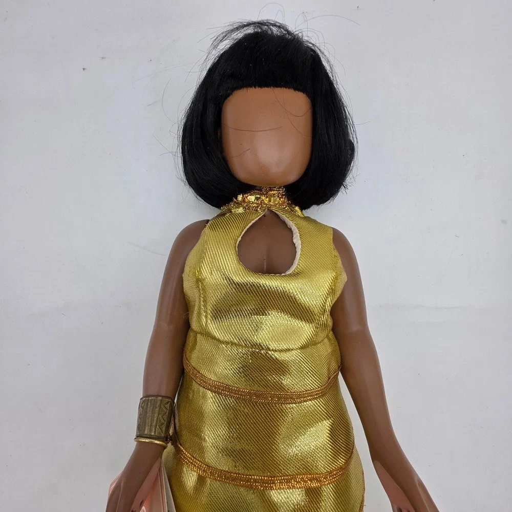 VTG Annie Lee Sass n' Class Gold Collectible Girls Night Out Fashion Doll #6408